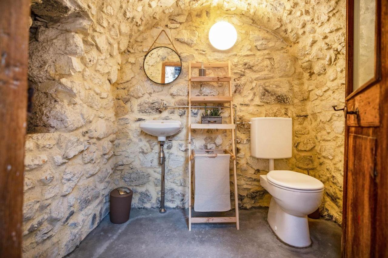 Brantenhof Ferienwohnung Vinea Cortaccia Bagian luar foto