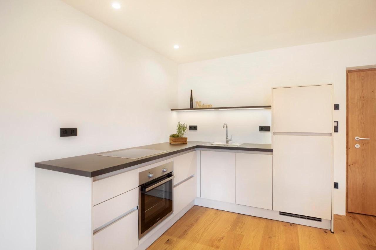 Brantenhof Ferienwohnung Vinea Cortaccia Bagian luar foto